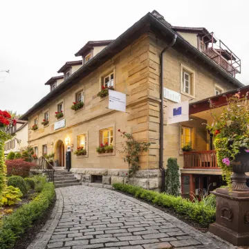 Villa Mittermeier, Hotellerie & Restaurant Hotels near Town Walls
