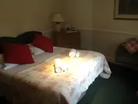 The Nags Head Hotels in Chichester