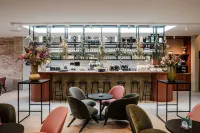 Hotel T - bar