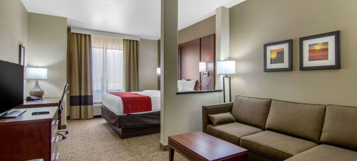 Comfort Inn & Suites Shawnee - Kansas City Hotele w: Johnson County
