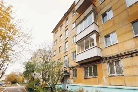 Na Sportivnom Living quarters Отели рядом с достопримечательностью «Памятник И.А. Крылову»