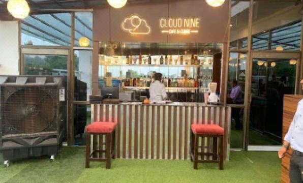 4. 호텔 레이크뷰..