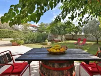 House Monteci 1378 Hotele w: Galizana
