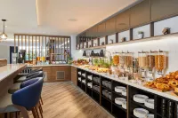 Courtyard by Marriott London Heathrow Airport - petit déjeuner
