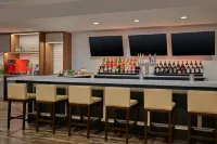 Delta Hotels Chicago Willowbrook - bar