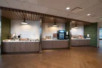 Fairfield by Marriott Edmonton International Airport - Breakfast