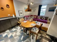 Farne Island Bed and Breakfast - parking