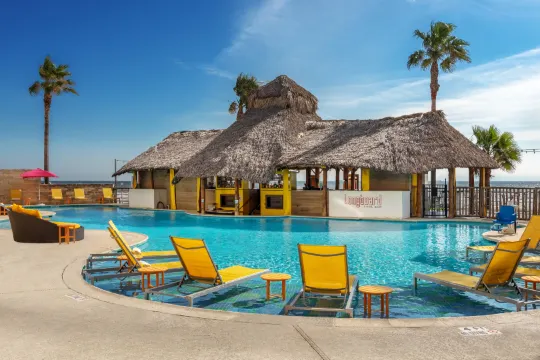 DoubleTree by Hilton Galveston Beach