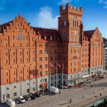 Elite Hotel Marina Tower, Spa & Resort Отели рядом с достопримечательностью «Технический Музей»