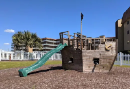 Topsail Dunes Beach Condo - Oceanfront! First Floor! Ramp Access!