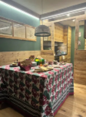 Special Offer ! Top Location with Private Parking