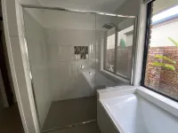 Absolute beachfront- Bush, Beach, Dogs, Relax!