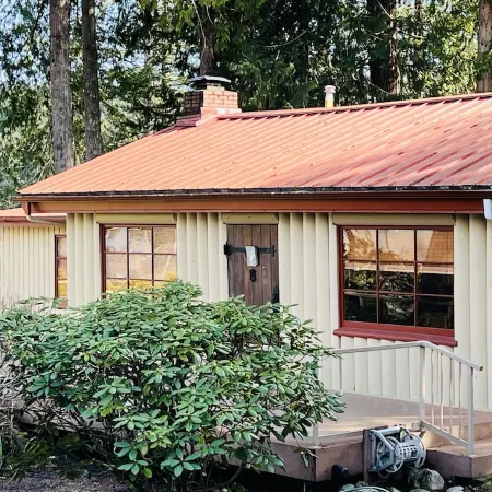 Scenic View Cabin Near Alderbrook Resort