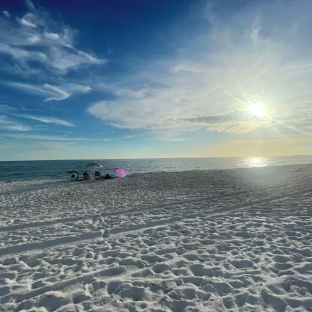Fall Break is Coming up! Coastal Home- Walk,Bike, Golf Cart 2 Pools & Beach.