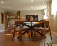 Cozy “Home Away From Home” 1 Bedroom basement Suite w Full Bathroom & laundry