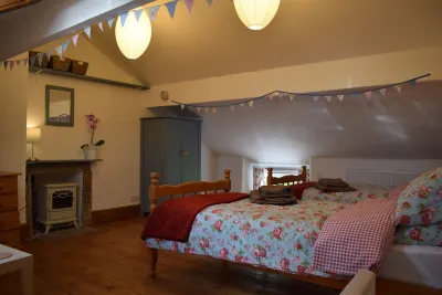 Charming grade 2 listed Georgian cottage in the heart of Bakewell
