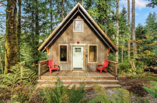 Your Adventure Basecamp - A Semi Off-Grid Experience with Sauna