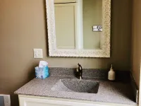 Mona K's-Little Green Rental Hotels in Green Lake County