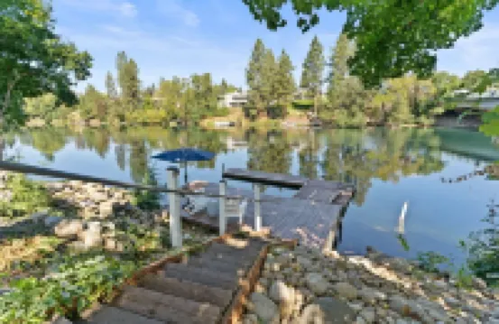 Modern WATERFRONT w/ Private Dock+ Fire Pit+ BBQ+ King Bed
