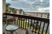The New Sailor- BeachFront, 2 pools, 5 jacuzzis