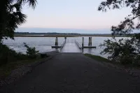 Luxury Home in Old Town Bluffton + FREE Golf Cart. Sleeps 8 - Downtown location