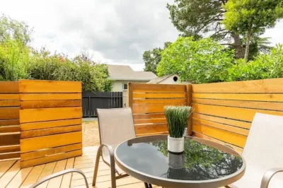 Modern Charm/Large families and friend groups Các khách sạn gần Sleep Train Pavilion