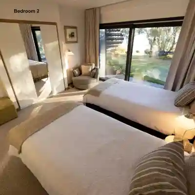 Lake Front Living New and Cosy Seperate Ground Floor Appartment Rooms