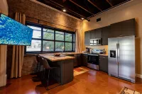 Incognito #1: Located Steps from the Scotsman General Store - Downtown Laurel Hotels in Laurel