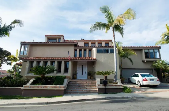 Beautiful Home - Great Location!! ~ Borders San Clemente, Ocean View  STR14-0140