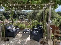 Beautiful studio/apartment with air conditioning and use of pool. - Boutique