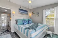 The Scooby Shack-A fully remodeled home with private neighborhood beach access!
