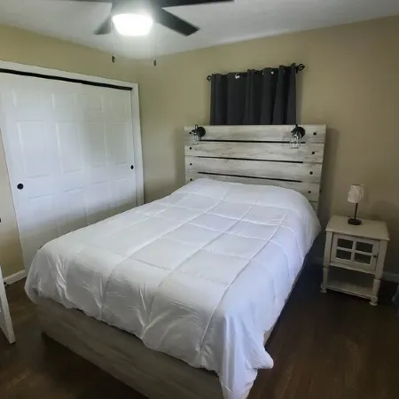 Newly Remodeled House with Game Room