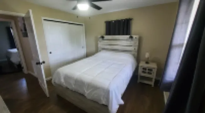 Cozy home - Newly Remodeled