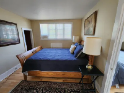 Great 3-bedroom House close to town and beaches, in Manistee , deck, WiFi and AC Hotels in Manistee