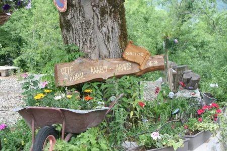 FURNISHED RENTAL 68M² HAUTE SAVOIE BETWEEN ARAVIS & ANNECY-15mn Отели в г. Алекс