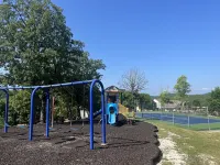 Condo on Table Rock Lake, Ozark Mountain views! 1 mile from Silver Dollar City