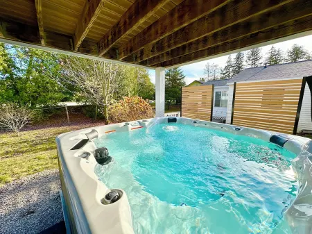 Entire duplex close to downtown Beulah & Crystal Lake | Year-round fun!