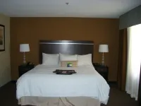 Hampton Inn & Suites Pueblo/North Hotels in Pueblo