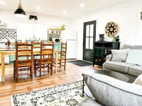 Cozy Colonial in Downtown Westfield, NY