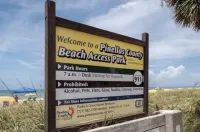 Snowbirds welcome 5min walk to the beach