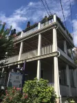 Cozy 2 BR Apt in historic Cape May, 1/2 block from beach and mall