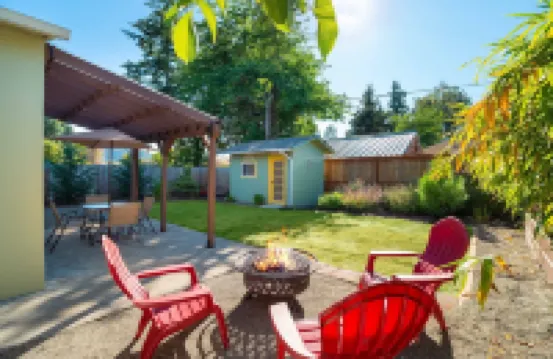Modern Mid-Century Retreat with Stylish Amenities & Family-Friendly Comfort