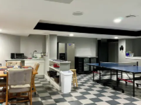 Waterfront, private, 2 bedroom apartment Hotel di Wareham