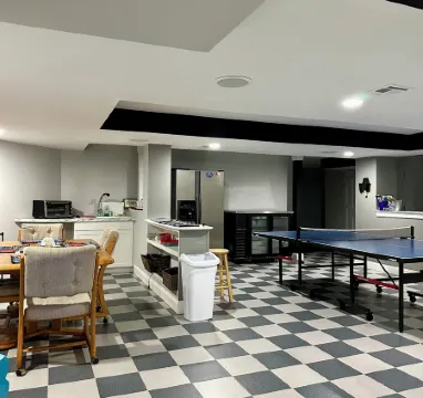 Waterfront, private, 2 bedroom apartment