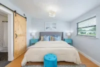 Palm Beach Charming Home Mins from Beach Hotels near Marshalls