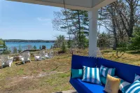 Breathtaking Oceanfront Views with Deep-Water Dock and Mooring