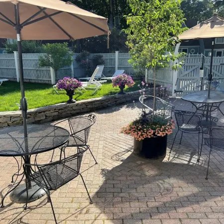 Newly Renovated Loft Villa at Norwich Spa, minutes to Mohegan Sun