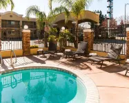 Quality Inn Near Chico State - Pools