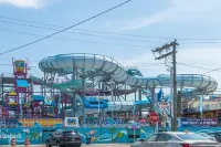 New on VRBO-1 Minute Walk to the Wildwood Beach and Board Walk!