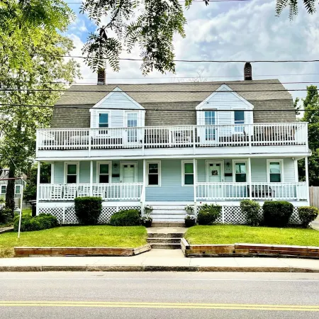 LOCATION! Waterfront Retreat in historic downtown Plymouth Отели рядом с достопримечательностью «Plymouth Mayflower»